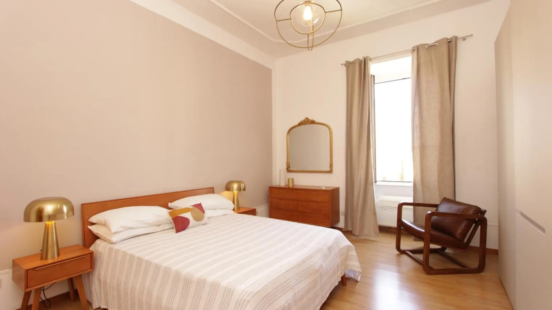Crescenzio Flats Apartment Rome Italy